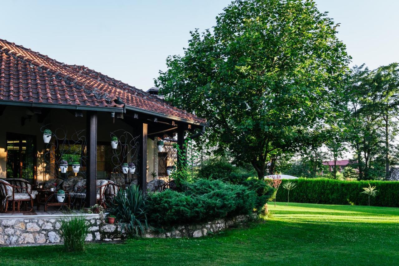 Atos Srebrno Jezero - Villa And Restaurant Veliko Gradište Εξωτερικό φωτογραφία